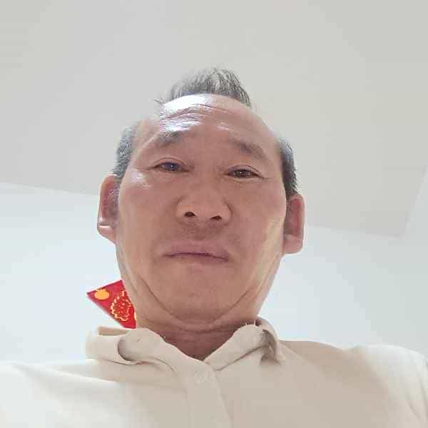 56岁岁云南单身帅哥 - 舟山吉缘网